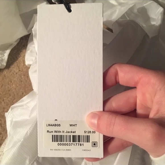 lululemon Run With It Jacket NWT 4,6,8 - Picture 5 of 7